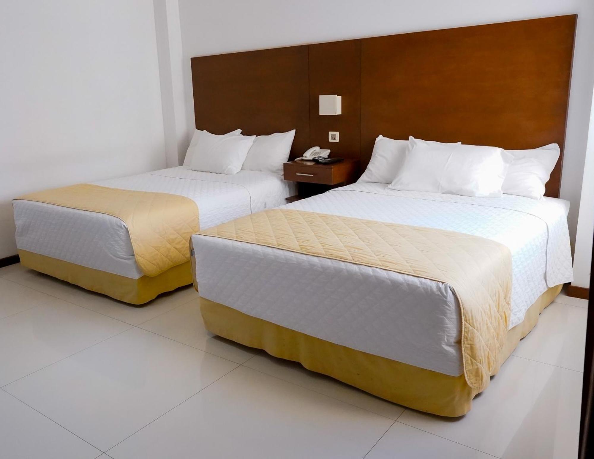 Prince Hotel Santa Cruz de La Sierra Ngoại thất bức ảnh