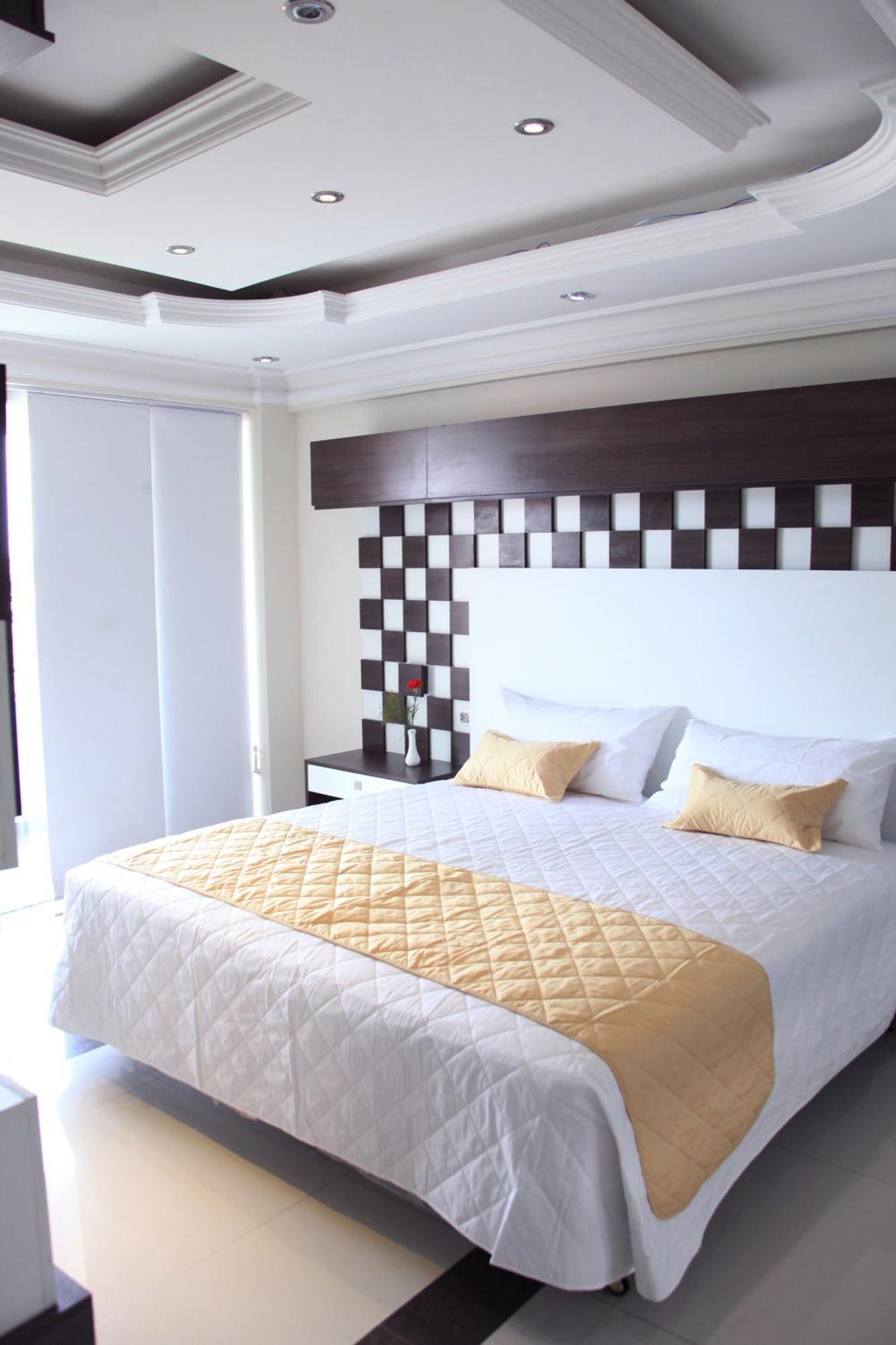 Prince Hotel Santa Cruz de La Sierra Ngoại thất bức ảnh